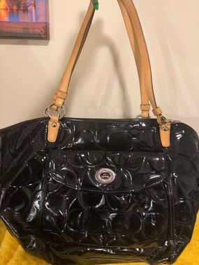 Pre loved Genuine leather, glossy black Coach bag